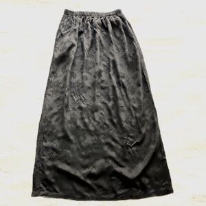 🌷CP Shades Maxi Rose Motif Rayon Black Skirt Medium